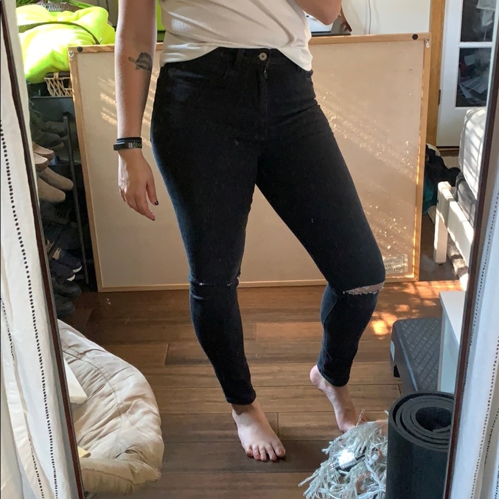 American Eagle Distressed Black Highest Rise Jeans